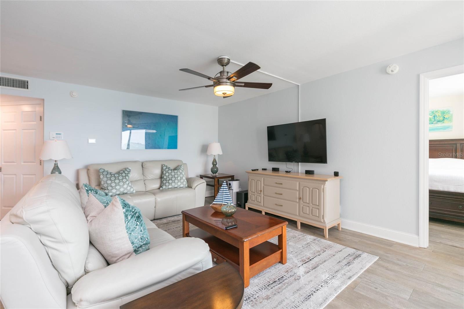 Image 5 of 44 For 5729 Puerta Del Sol Boulevard S 381