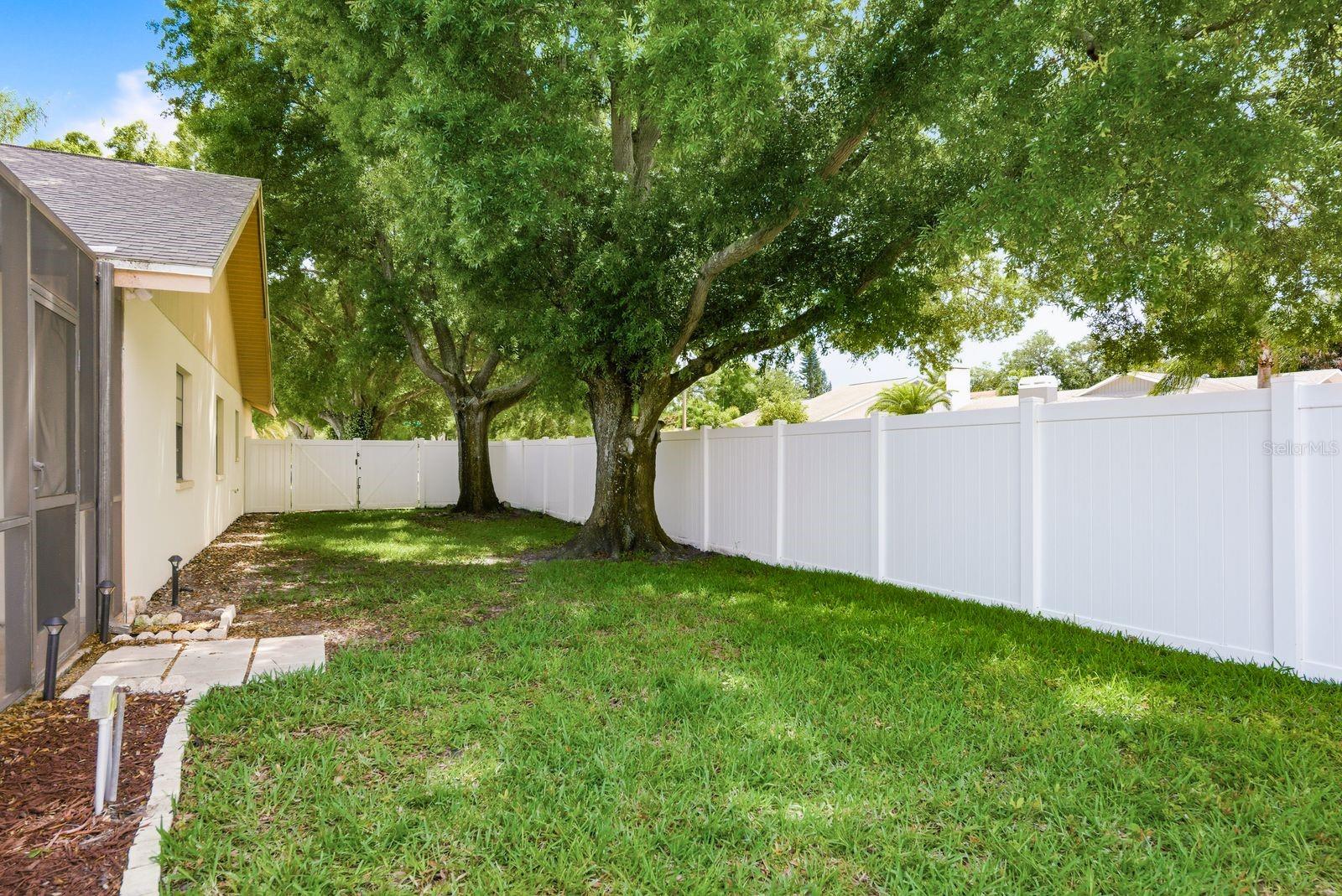 Listing photo id 40 for 1011 Ridge Drive