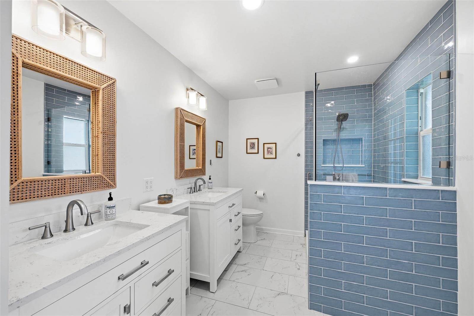 Image 11 of 53 For 1218 Taylor Ave