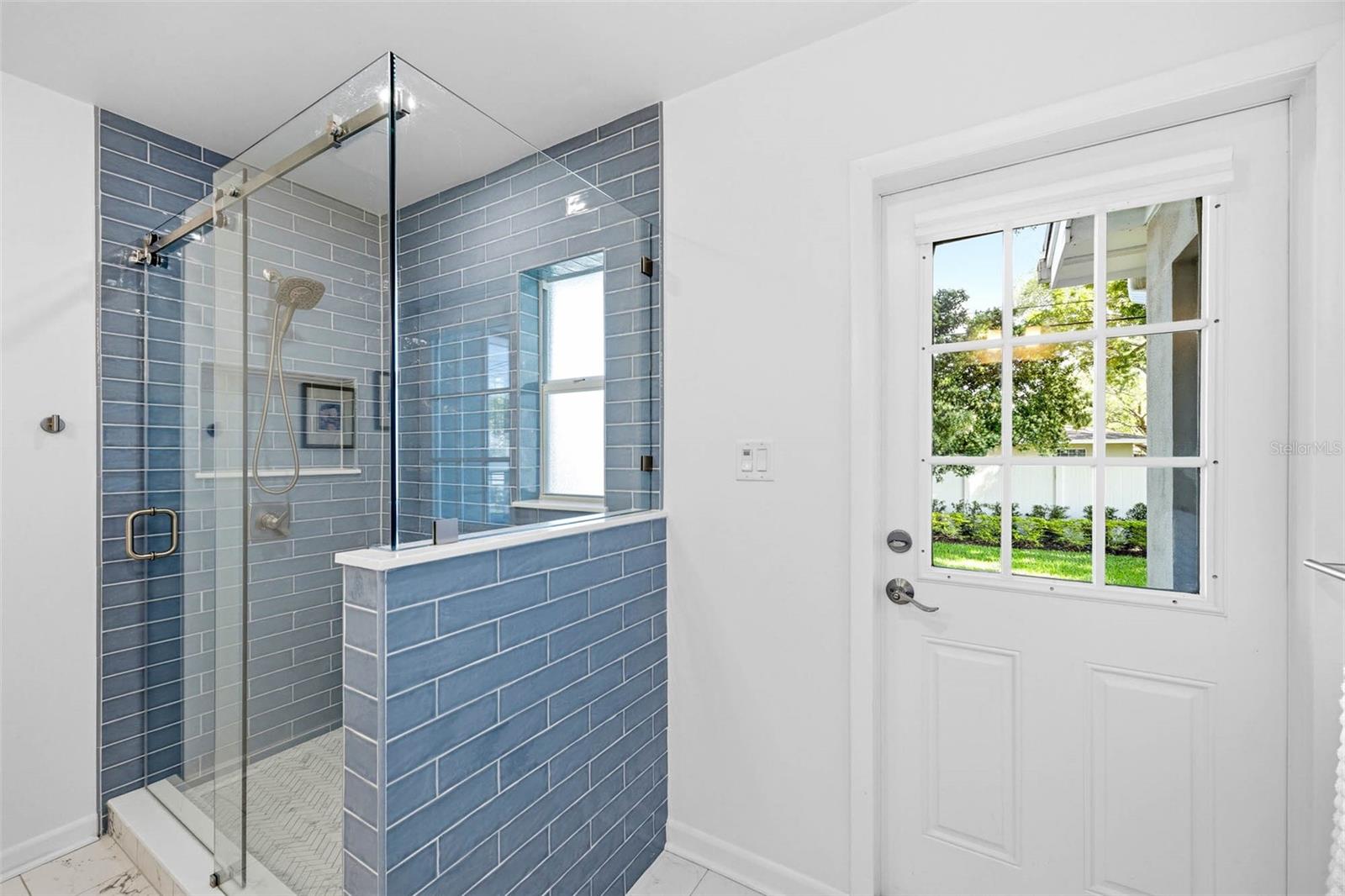 Image 12 of 53 For 1218 Taylor Ave