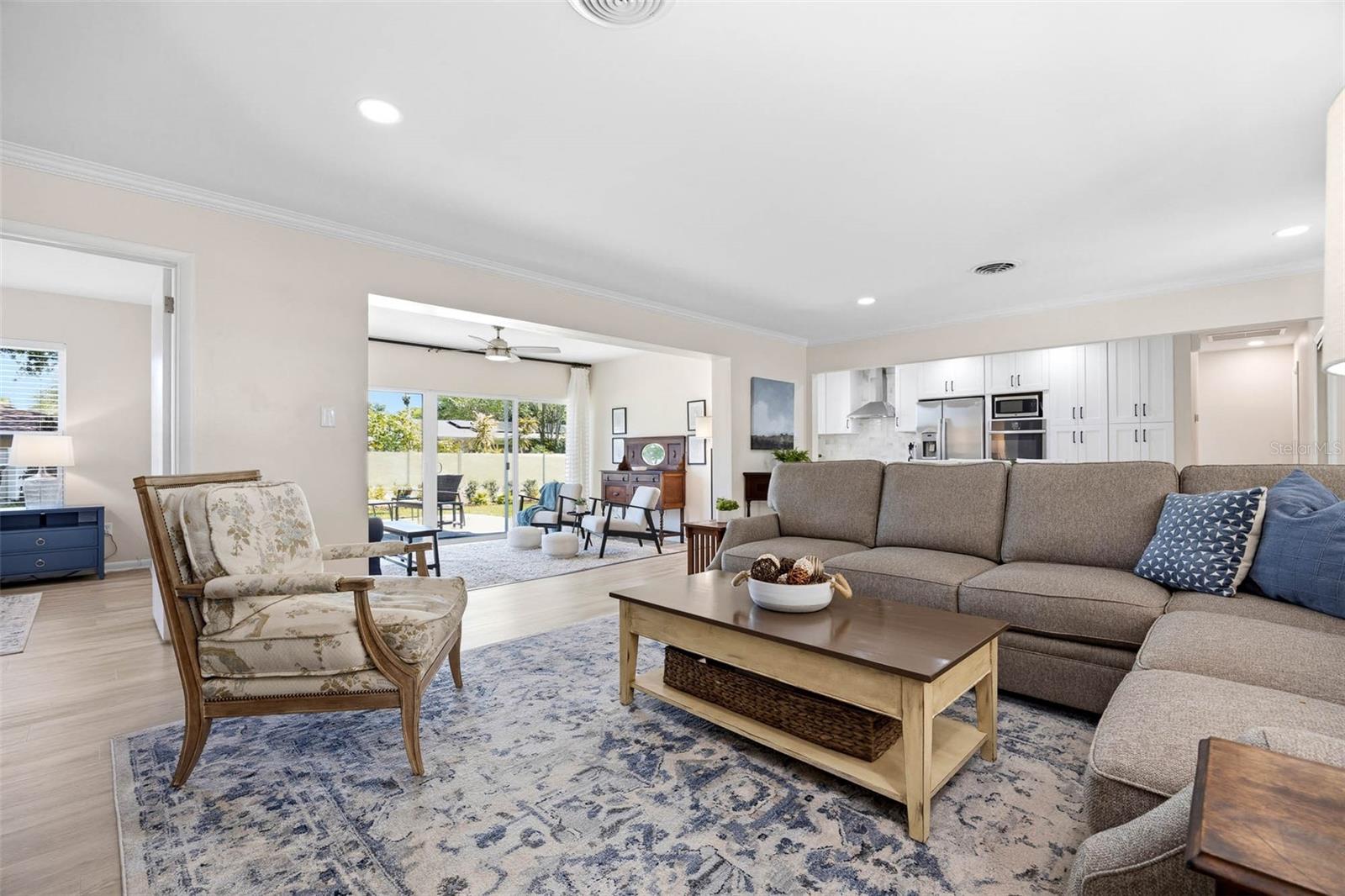 Image 43 of 53 For 1218 Taylor Ave