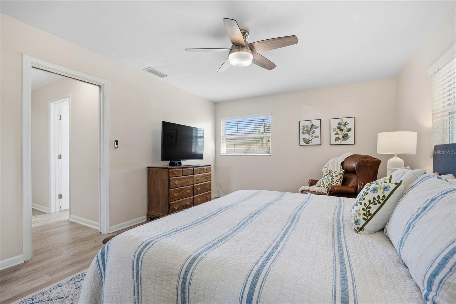 Image 49 of 53 For 1218 Taylor Ave