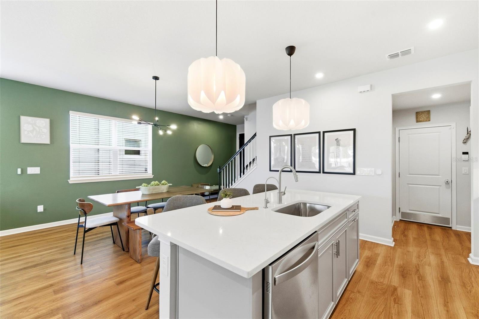 Listing photo id 12 for 4327 Cloud Hopper Way