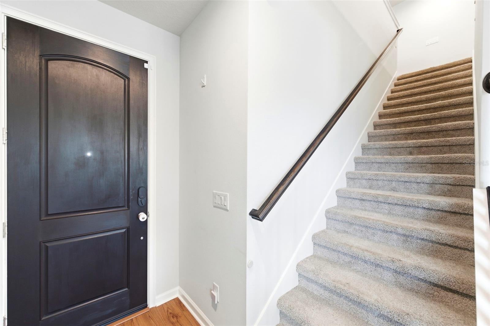 Listing photo id 19 for 4327 Cloud Hopper Way