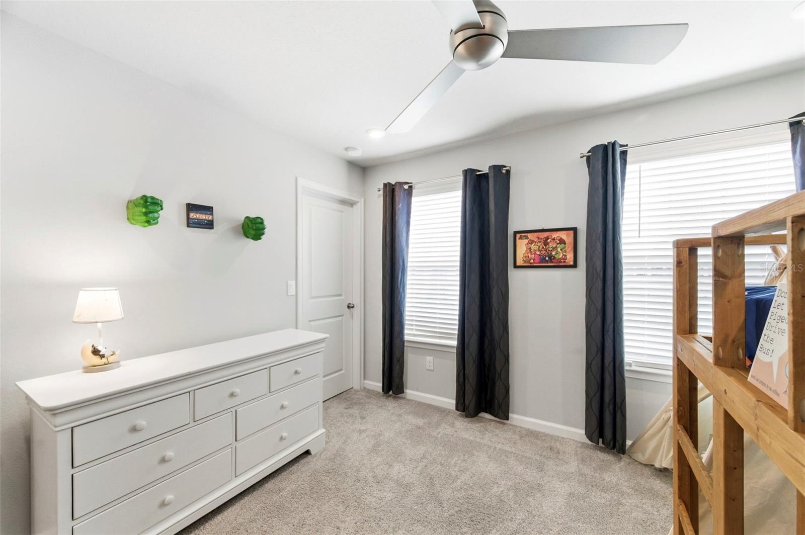 Listing photo id 34 for 4327 Cloud Hopper Way