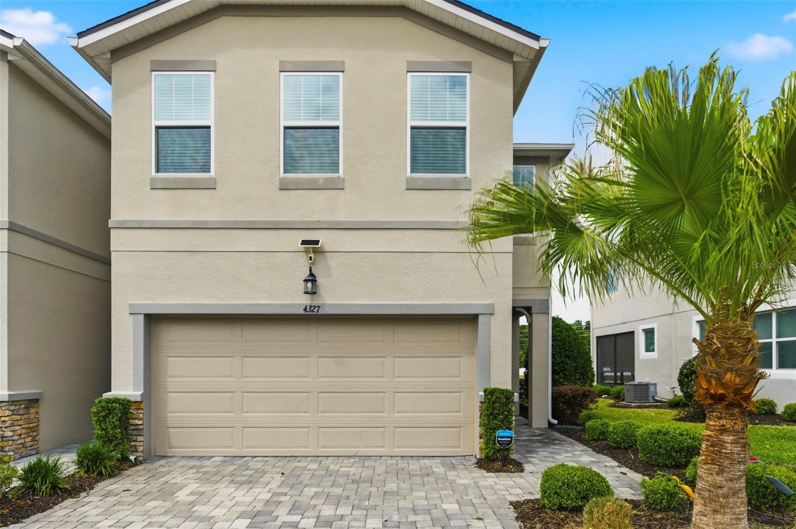 Listing photo id 2 for 4327 Cloud Hopper Way