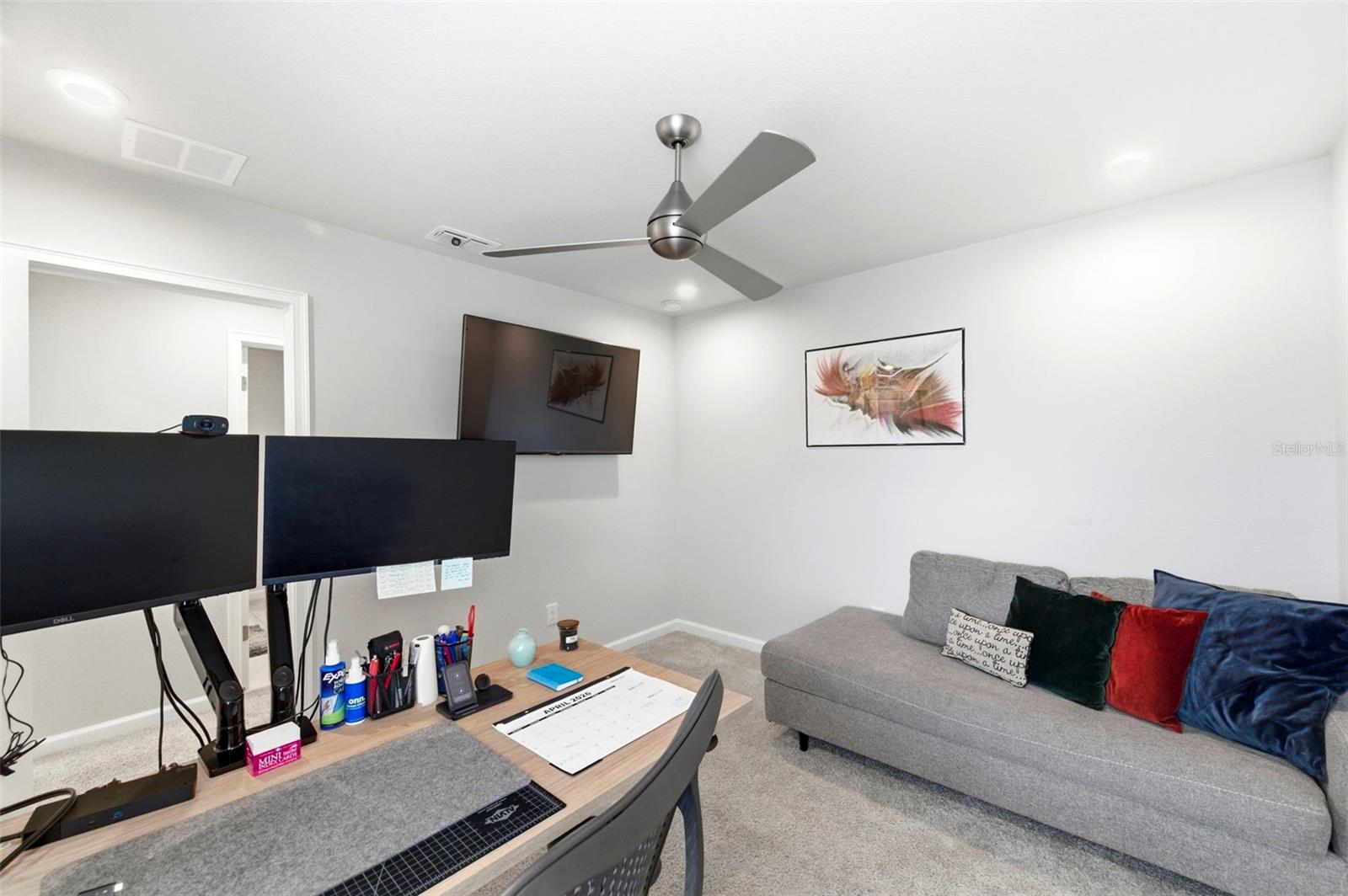 Listing photo id 38 for 4327 Cloud Hopper Way