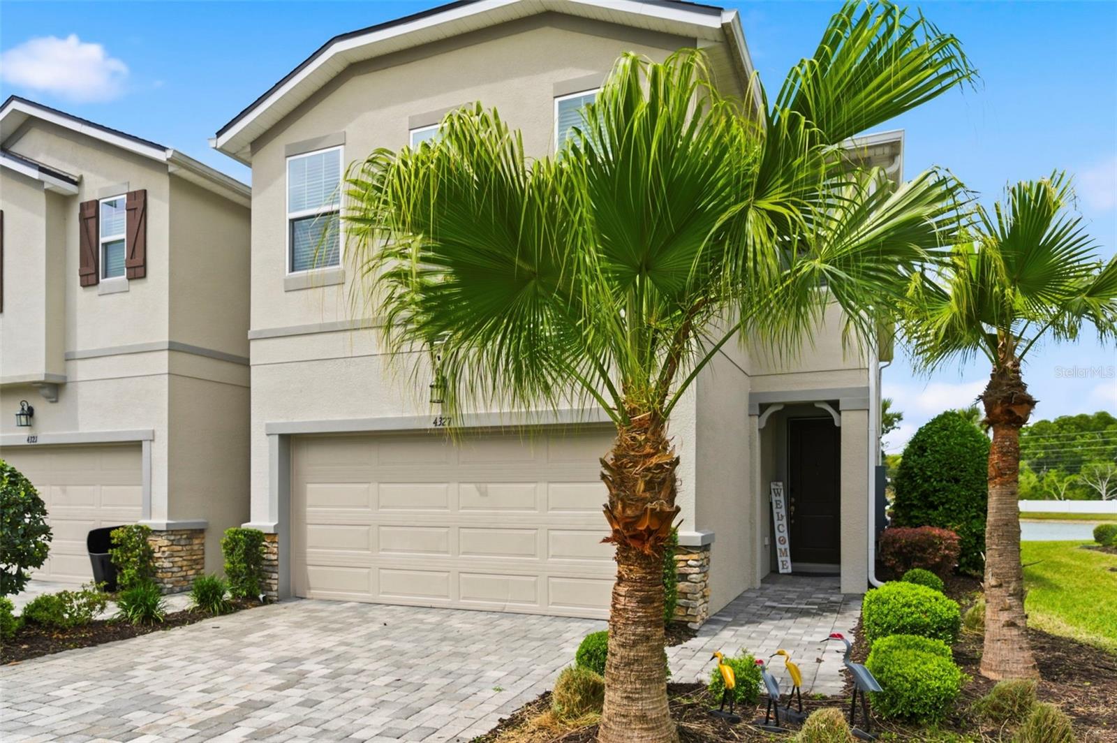 Listing photo id 3 for 4327 Cloud Hopper Way