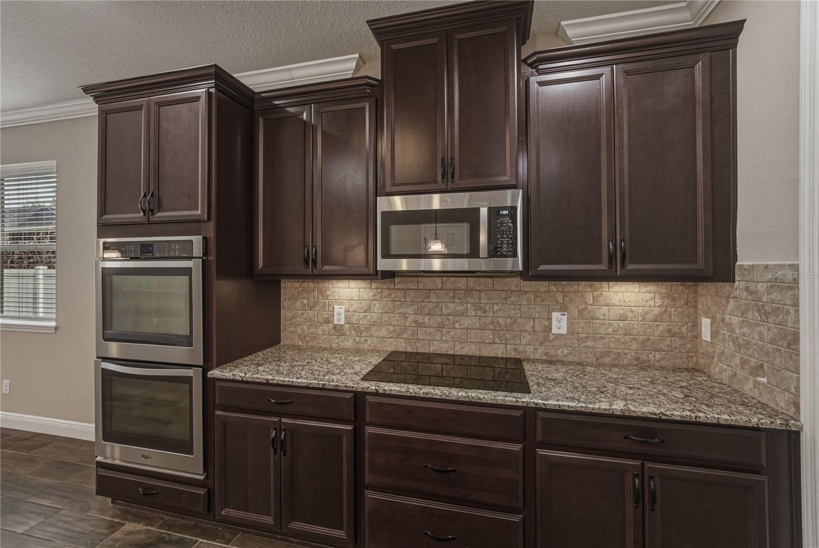 Listing photo id 16 for 19099 Long Lake Ranch Boulevard