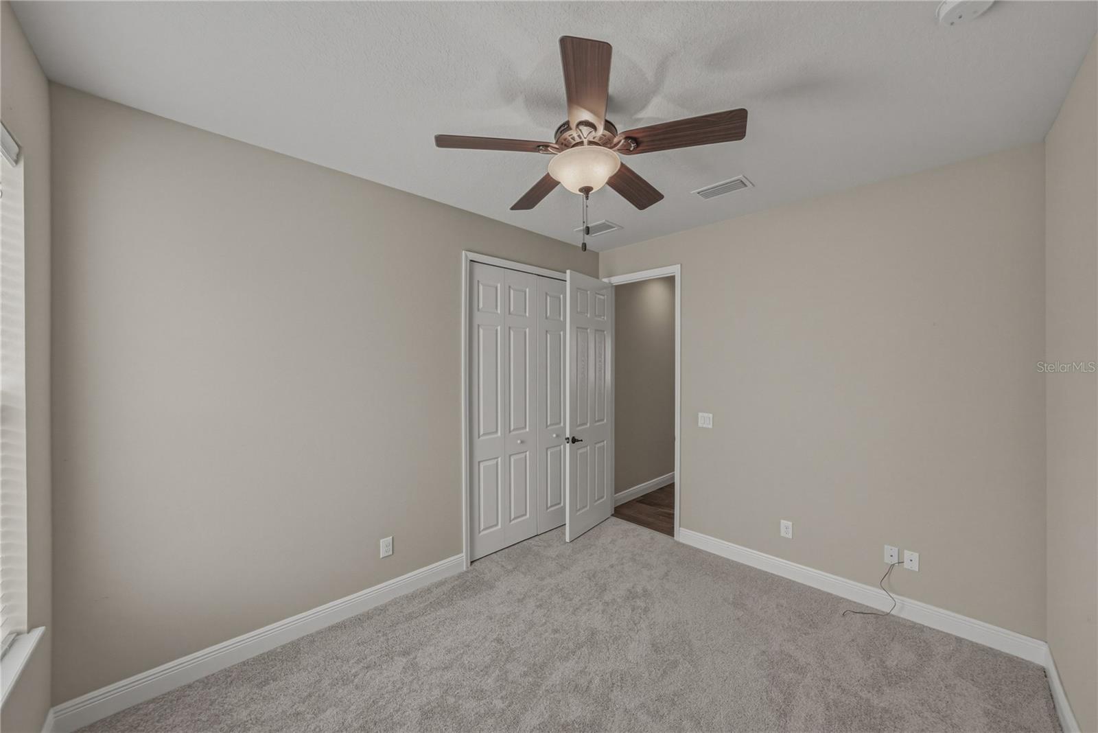 Listing photo id 30 for 19099 Long Lake Ranch Boulevard