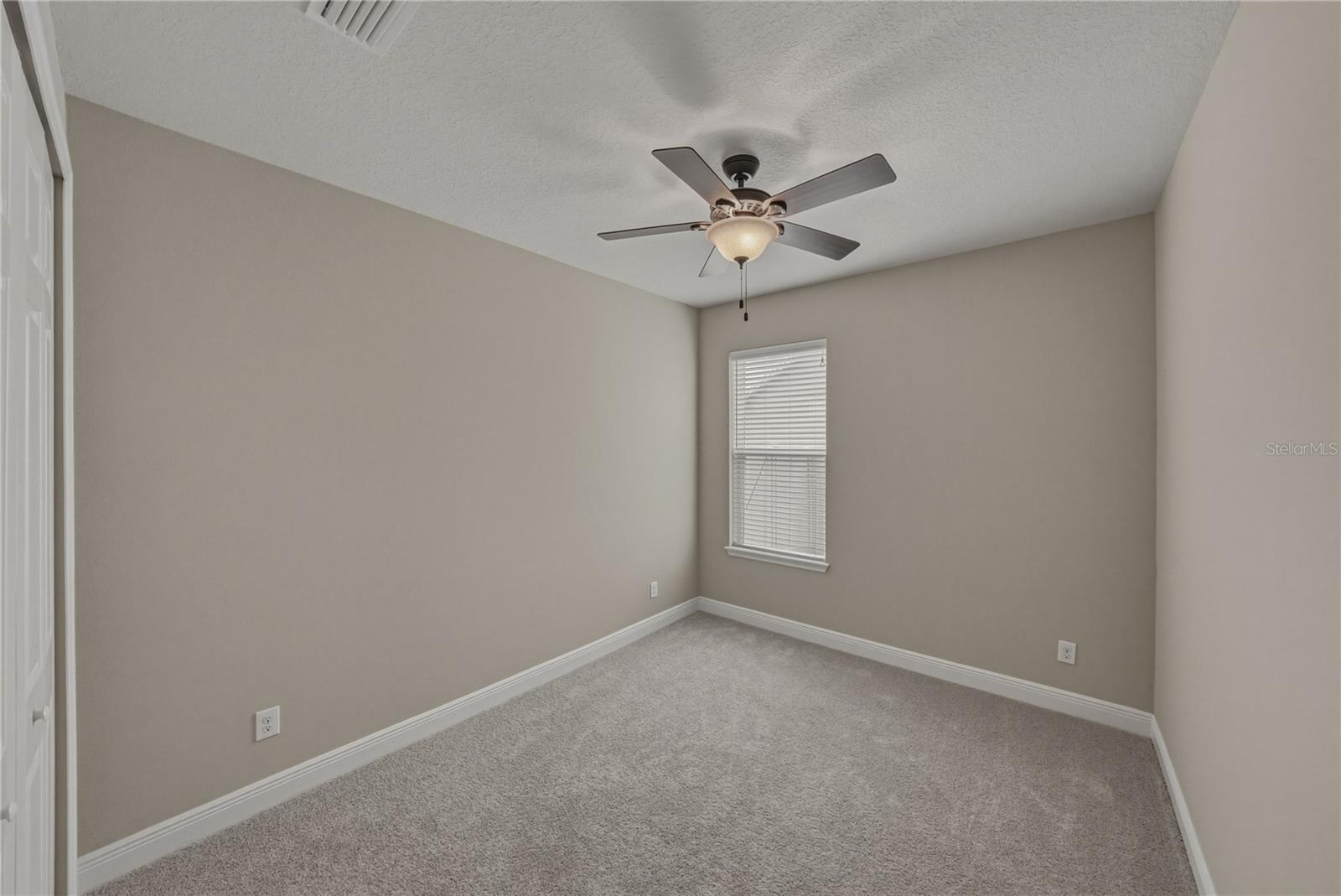 Listing photo id 32 for 19099 Long Lake Ranch Boulevard