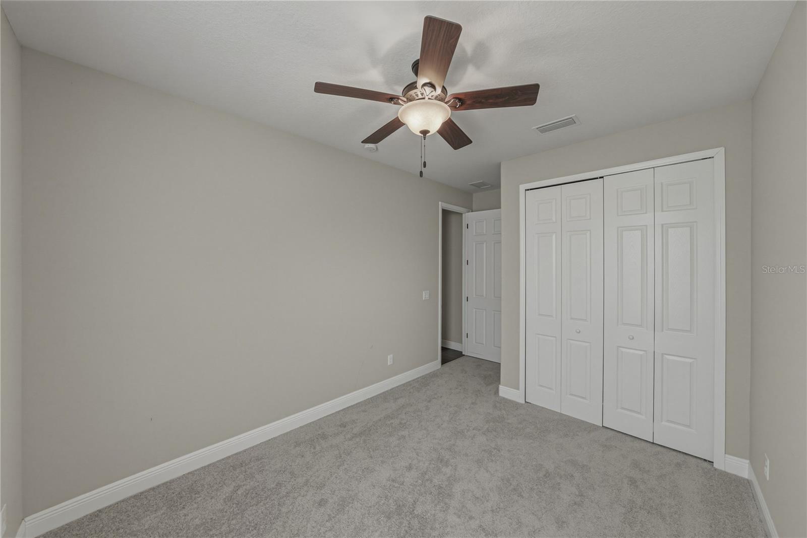 Listing photo id 33 for 19099 Long Lake Ranch Boulevard