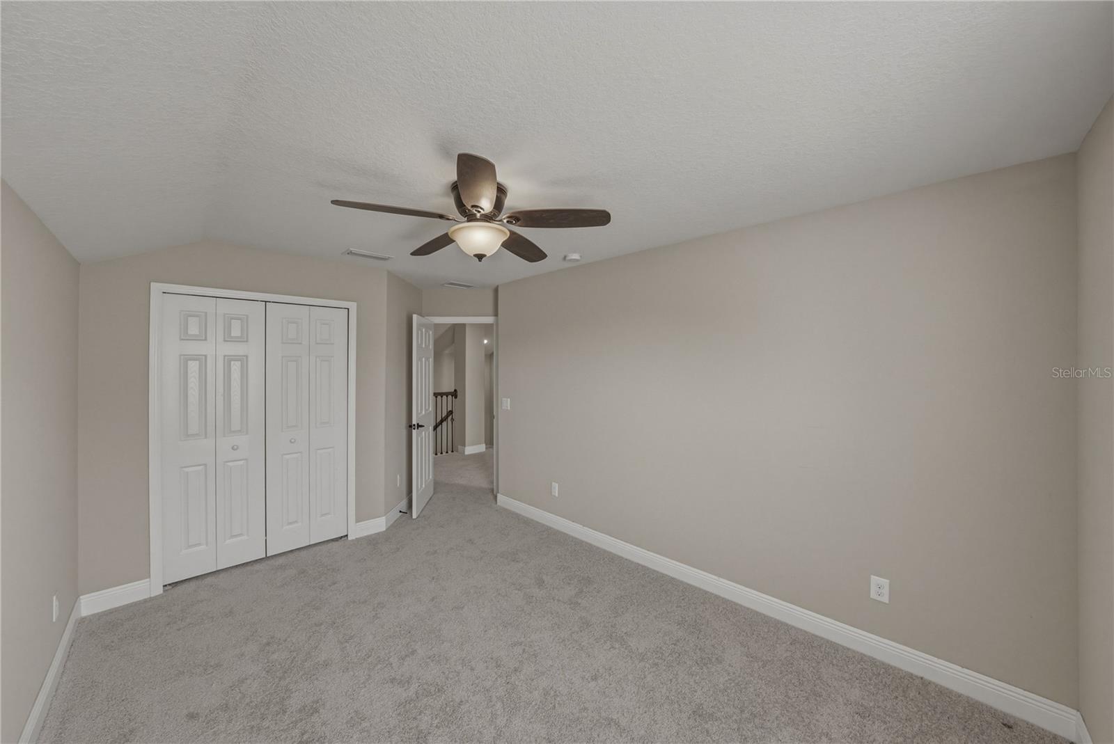 Listing photo id 40 for 19099 Long Lake Ranch Boulevard