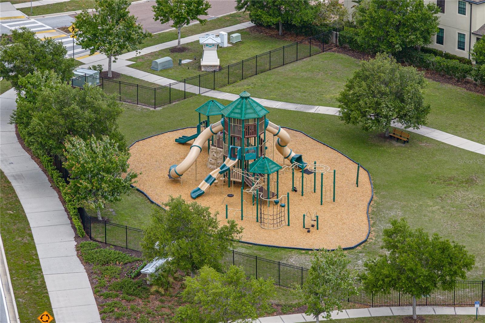 Listing photo id 69 for 19099 Long Lake Ranch Boulevard