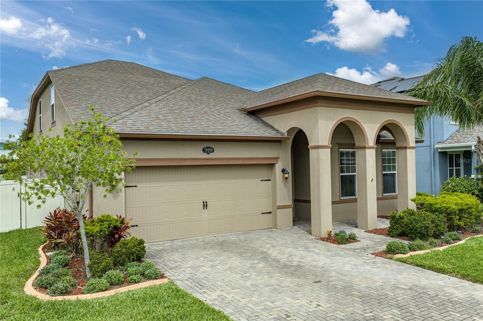 Listing photo id 7 for 19099 Long Lake Ranch Boulevard