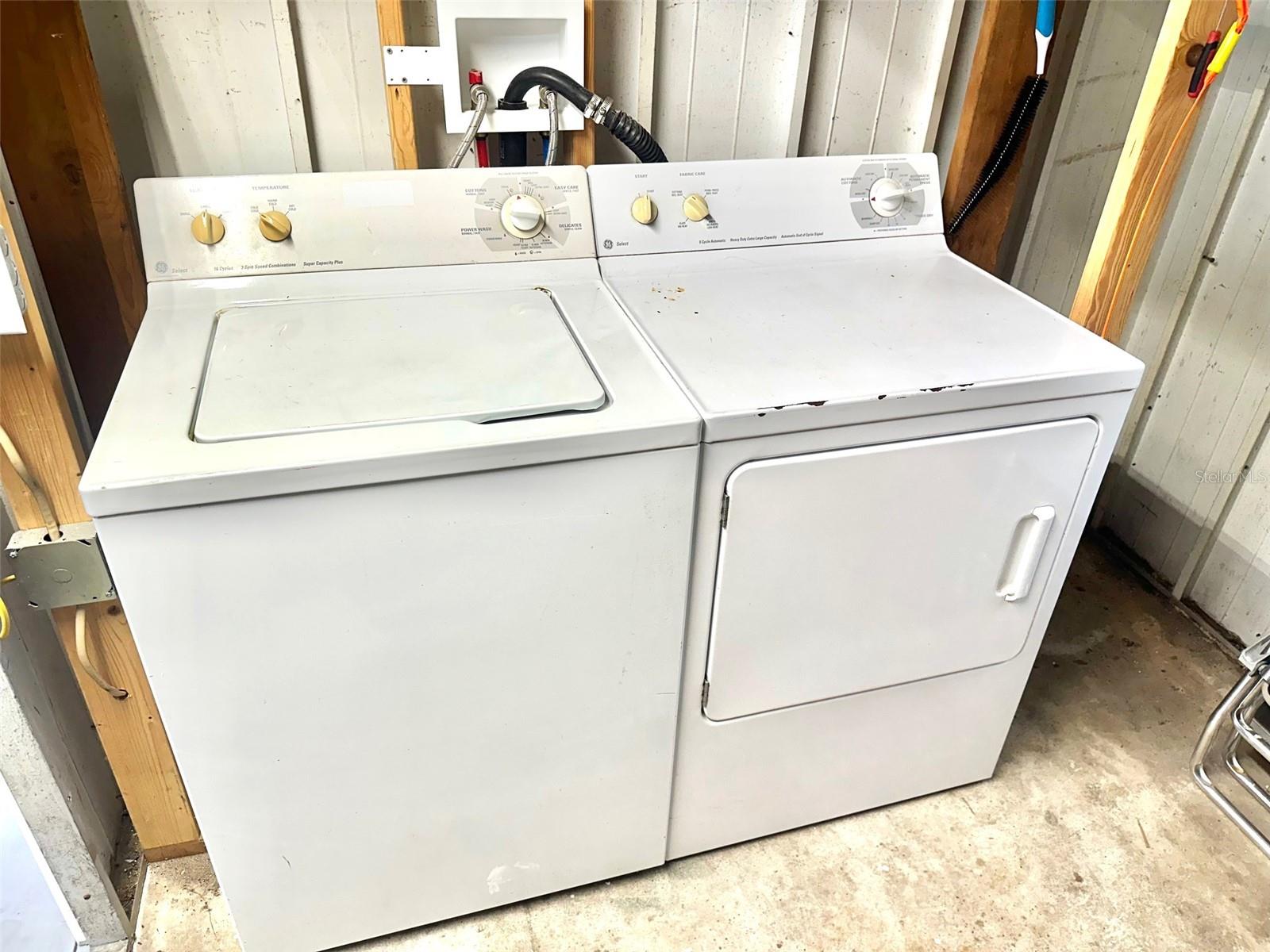 Listing photo id 8 for 9790 66th Street N 362