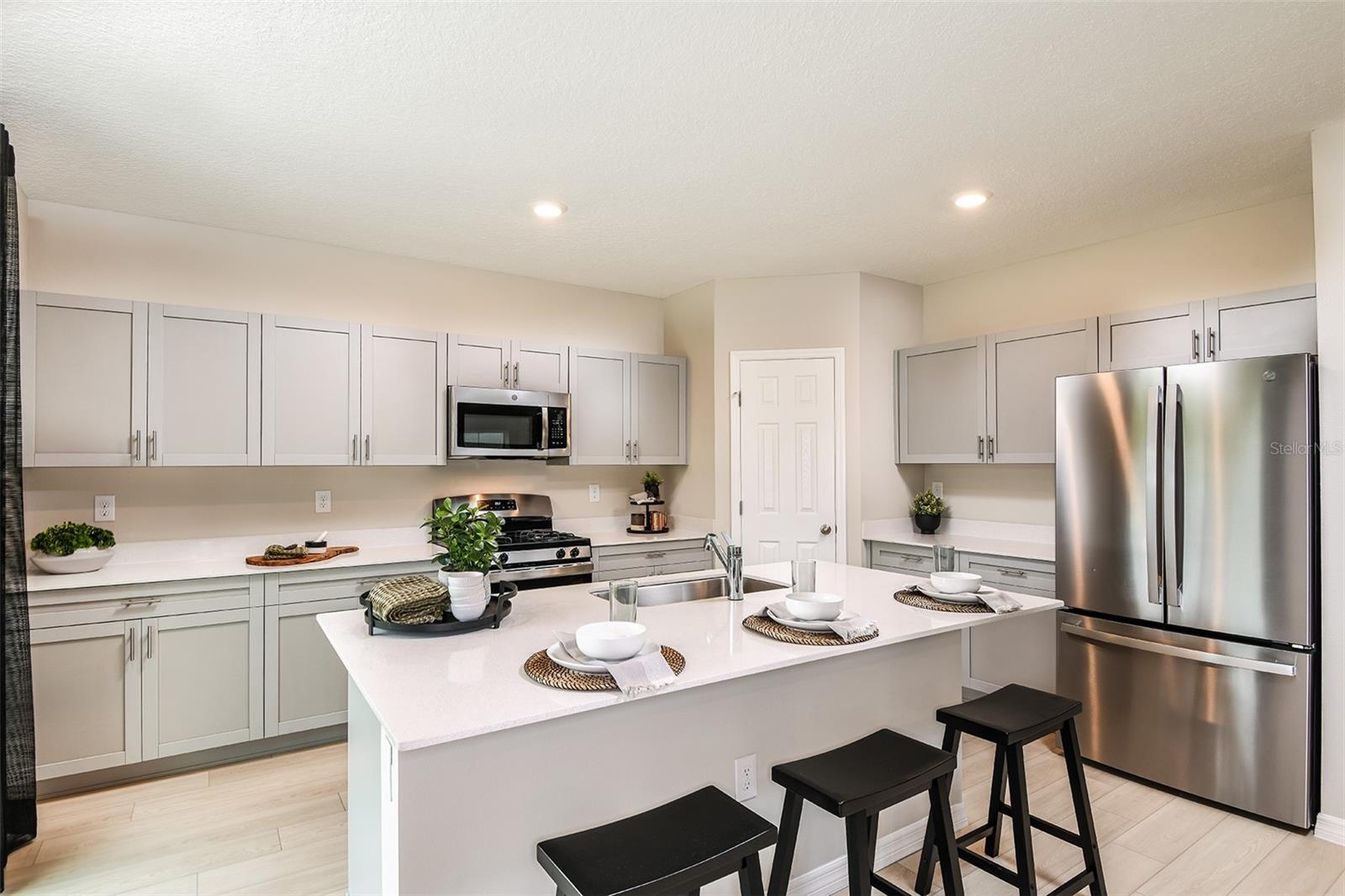 Image 2 of 26 For 36645 Sagemoor Drive