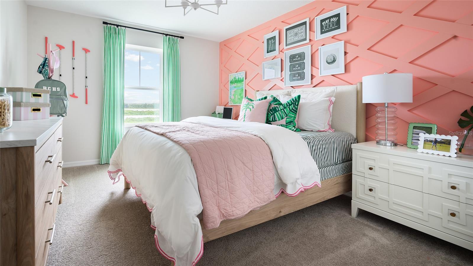 Image 16 of 25 For 36676 Thornhedge Drive