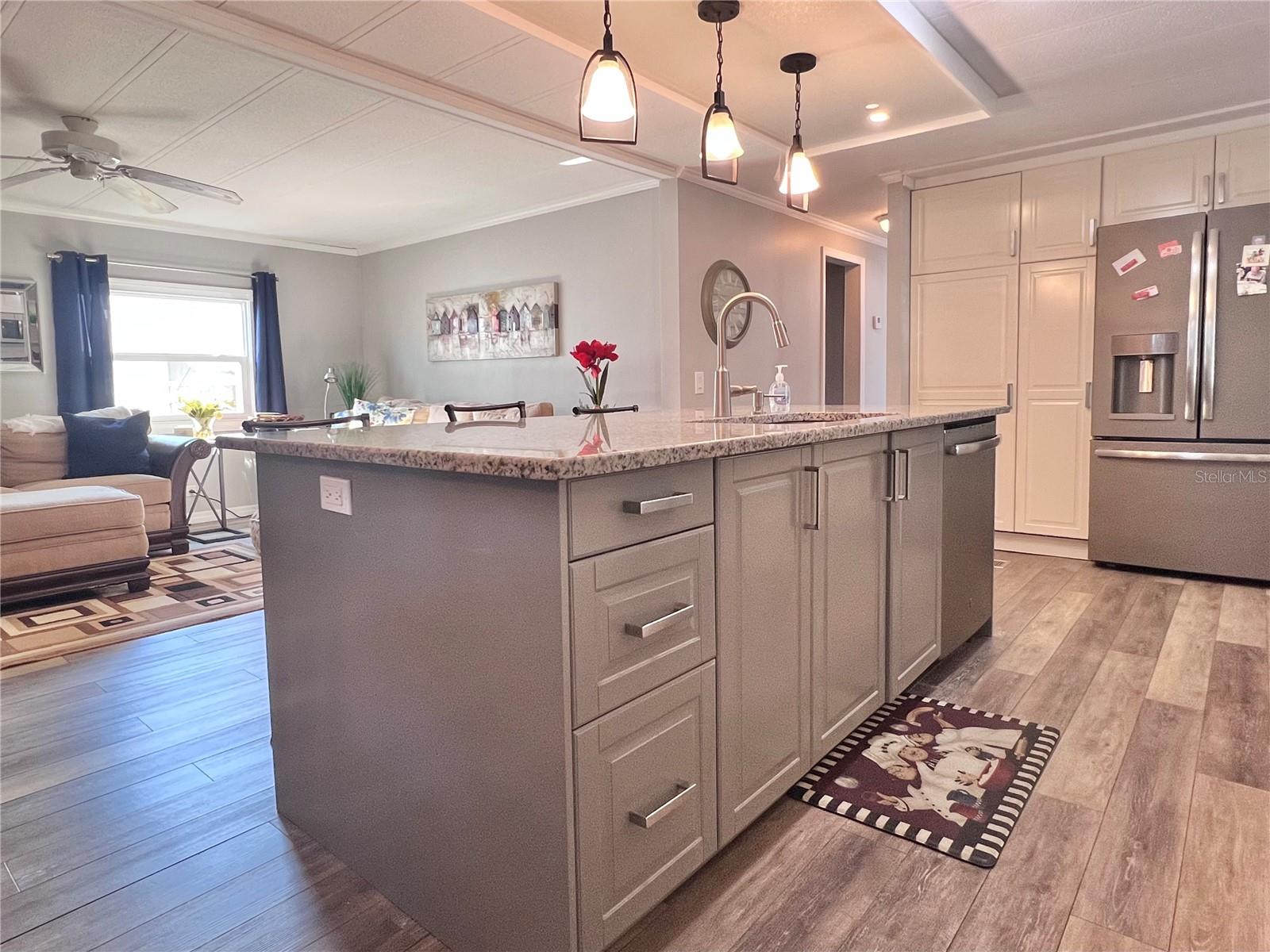 Image 18 of 84 For 1100 Belcher Road S 416