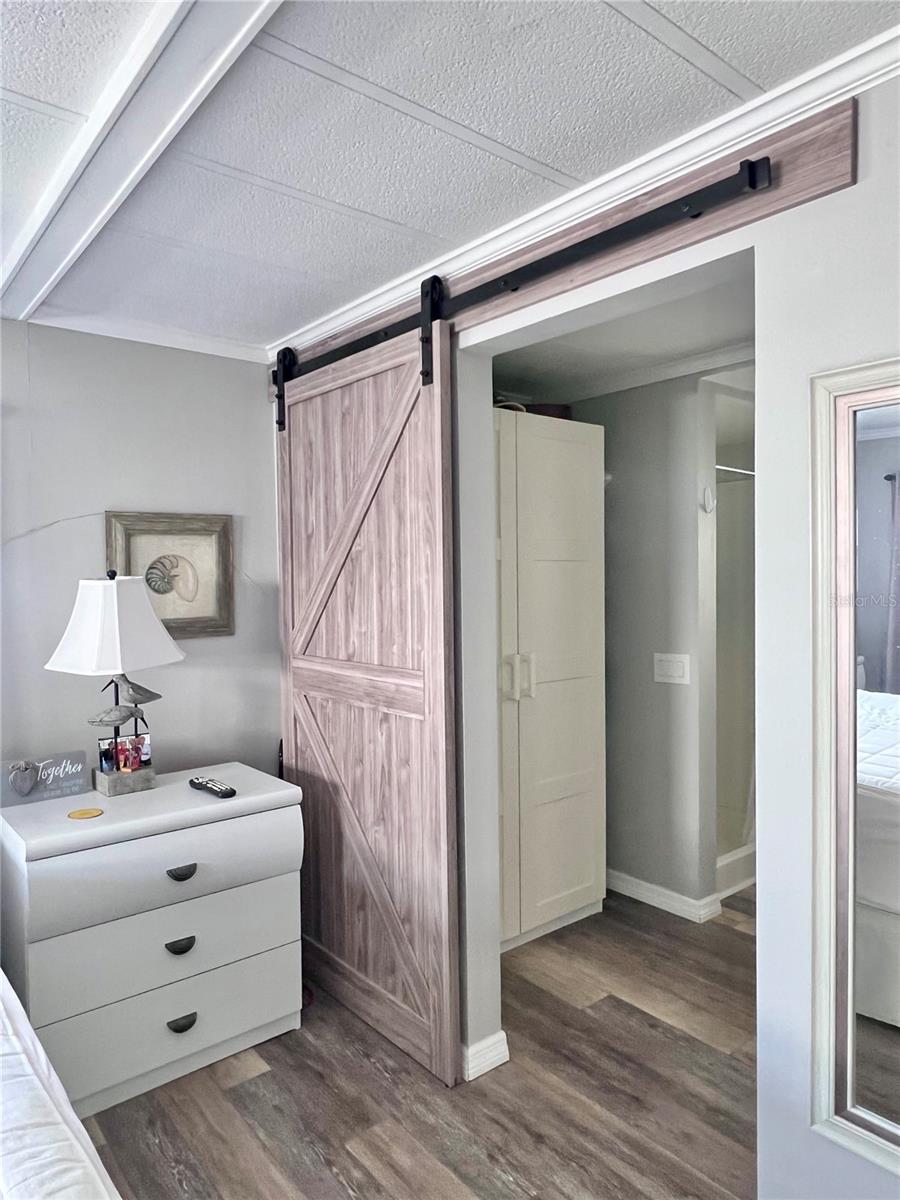 Image 30 of 84 For 1100 Belcher Road S 416