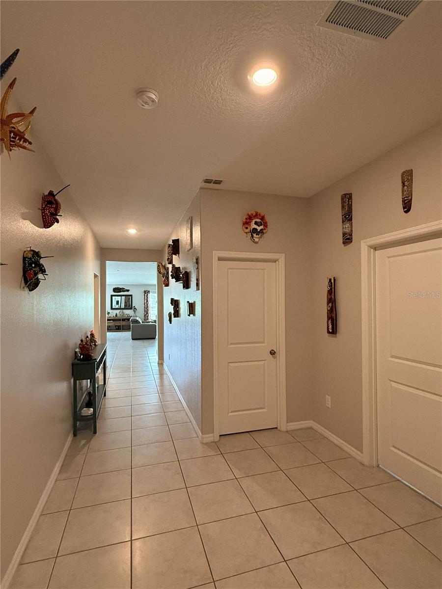 Image 13 of 45 For 146 Rain Berry Avenue