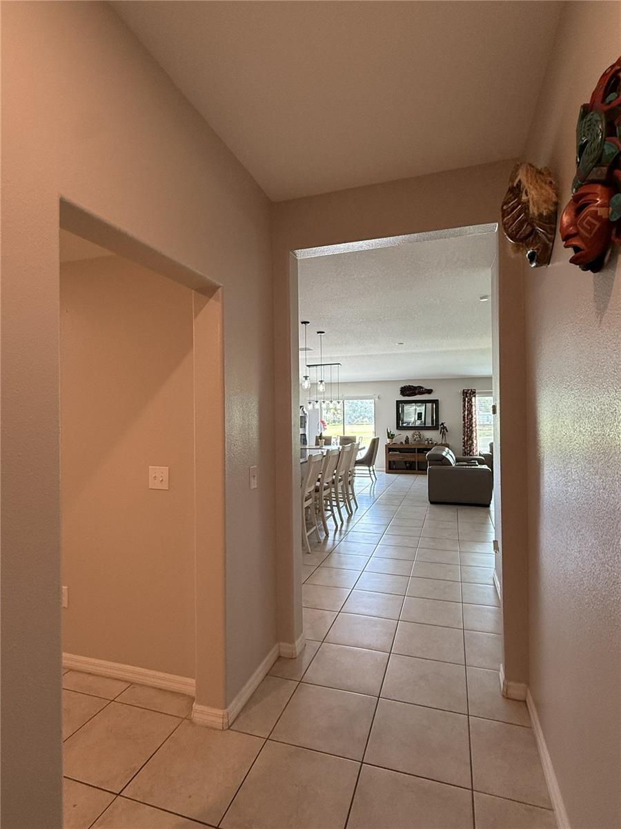 Image 17 of 45 For 146 Rain Berry Avenue