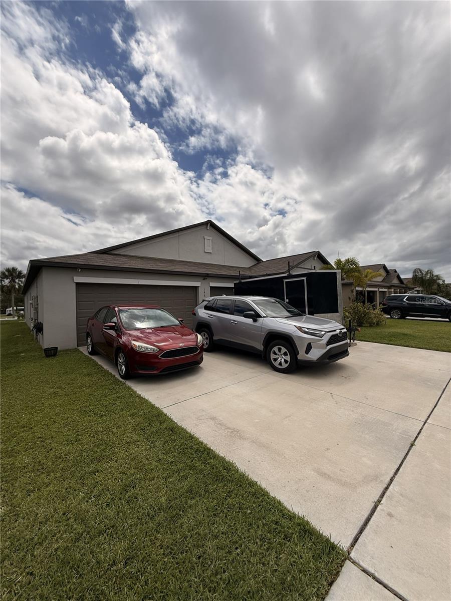 Image 2 of 45 For 146 Rain Berry Avenue