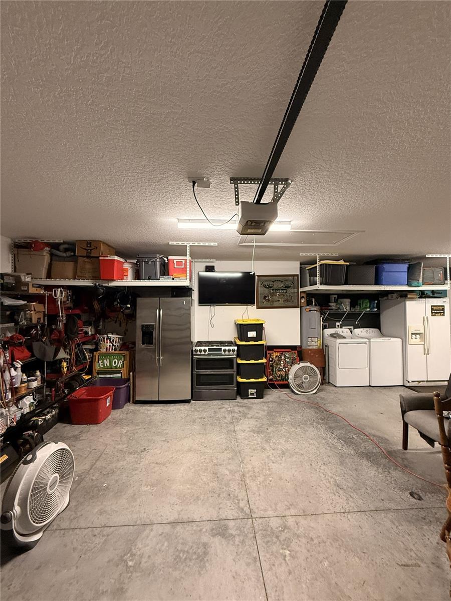 Image 20 of 45 For 146 Rain Berry Avenue