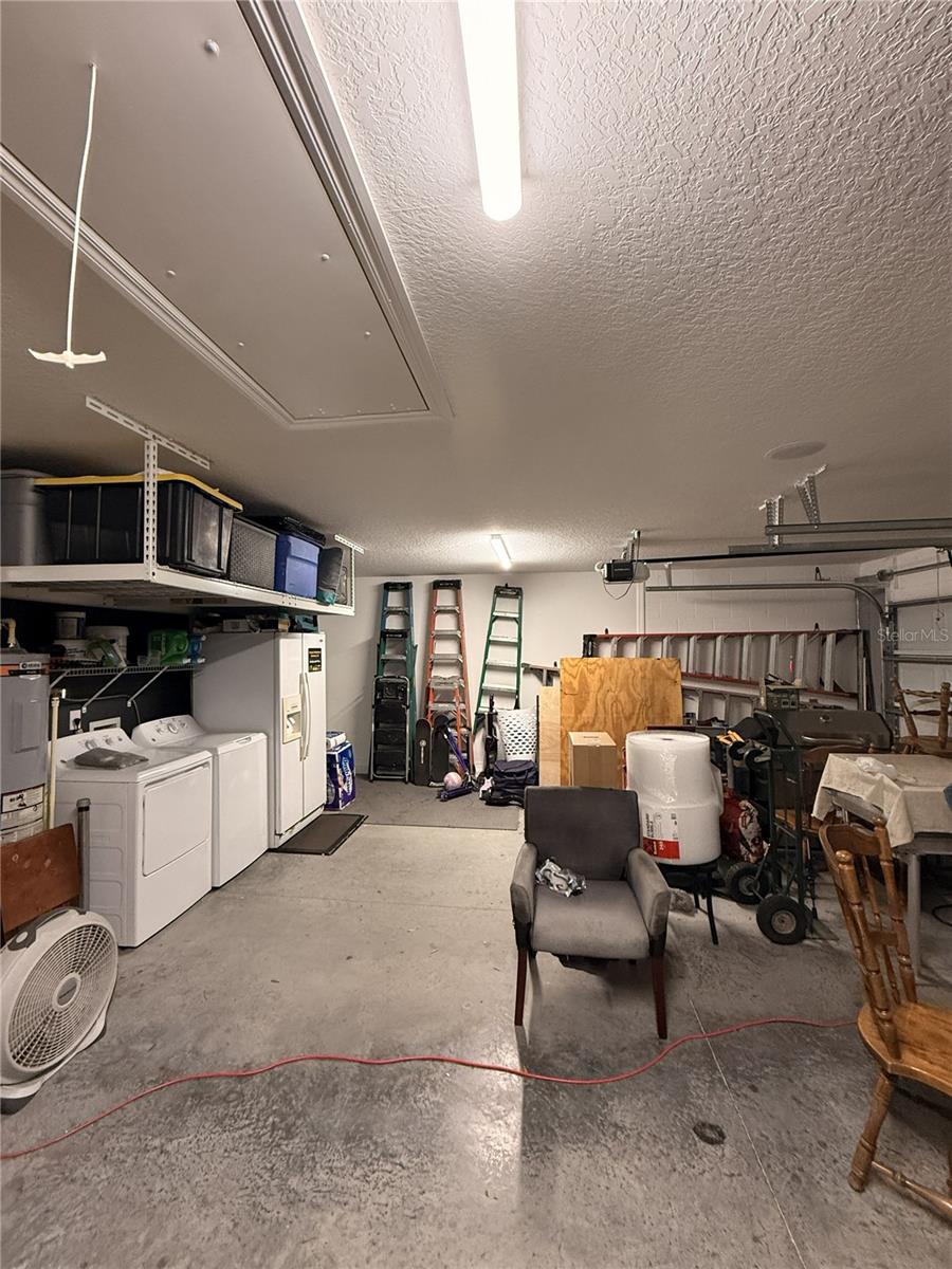 Image 21 of 45 For 146 Rain Berry Avenue