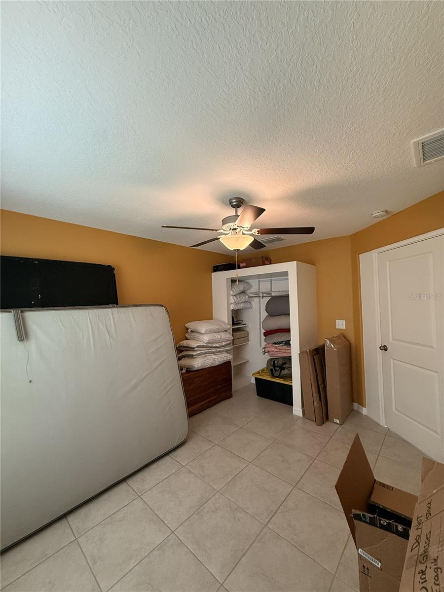 Image 40 of 45 For 146 Rain Berry Avenue