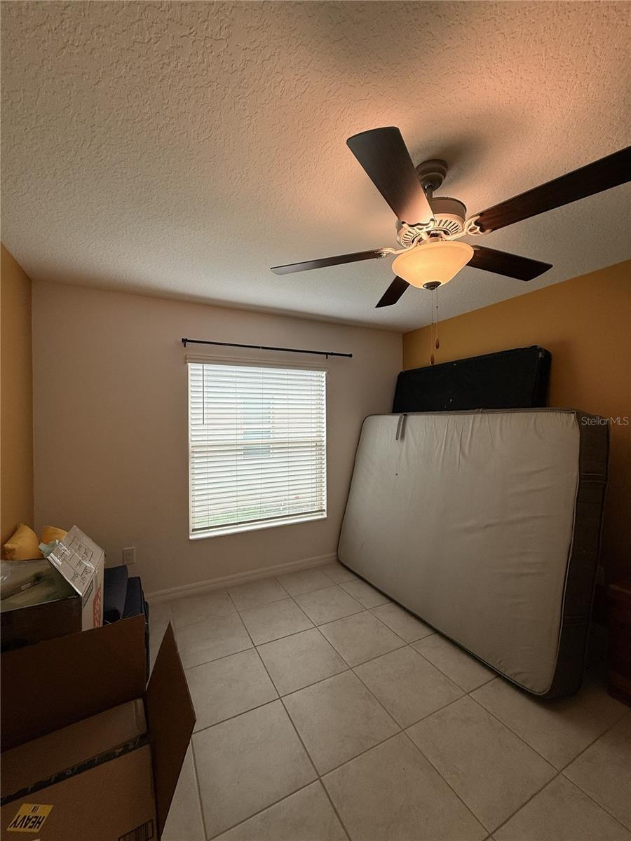 Image 41 of 45 For 146 Rain Berry Avenue