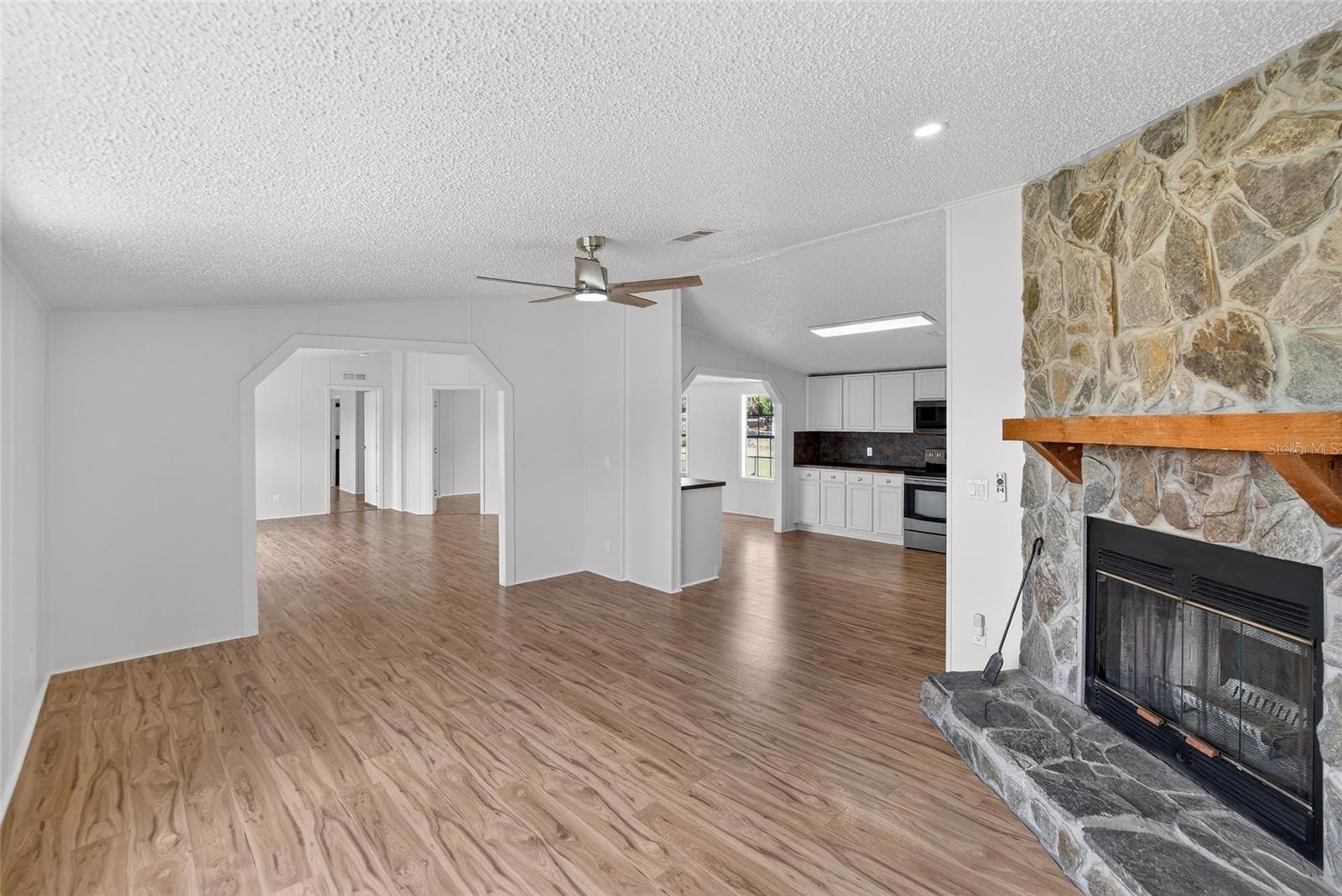 Image 20 of 67 For 9150 Wood Terrace Drive