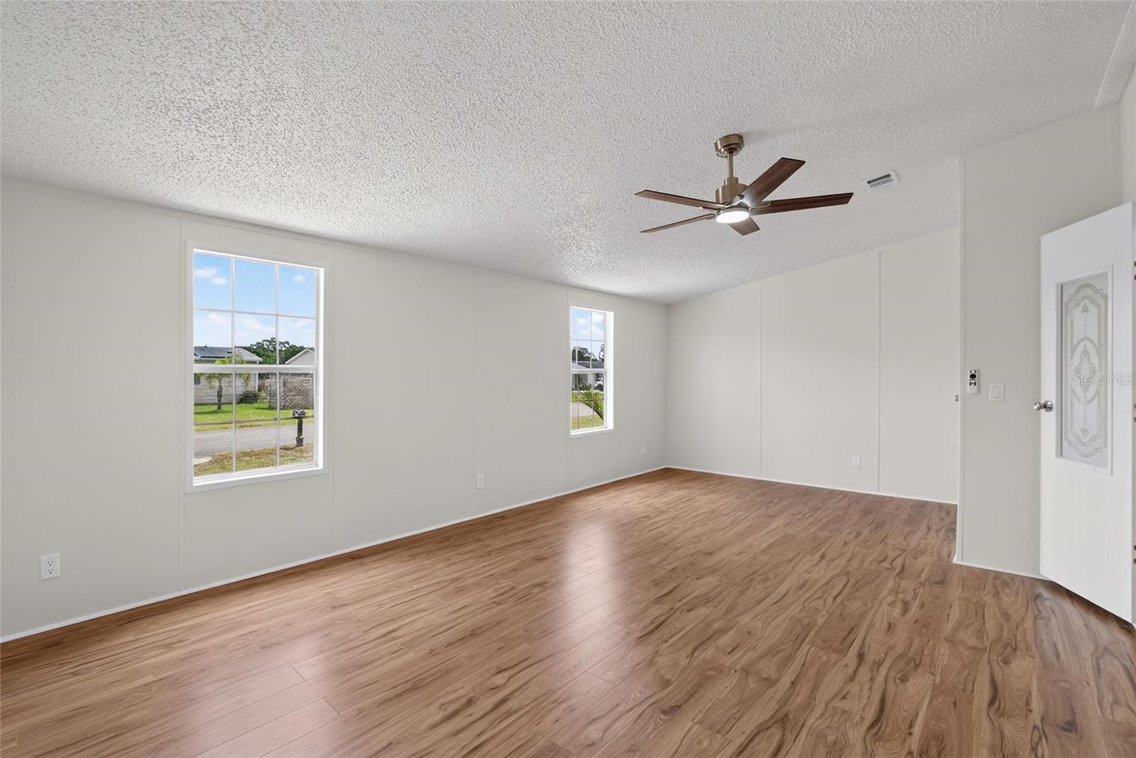 Image 23 of 67 For 9150 Wood Terrace Drive