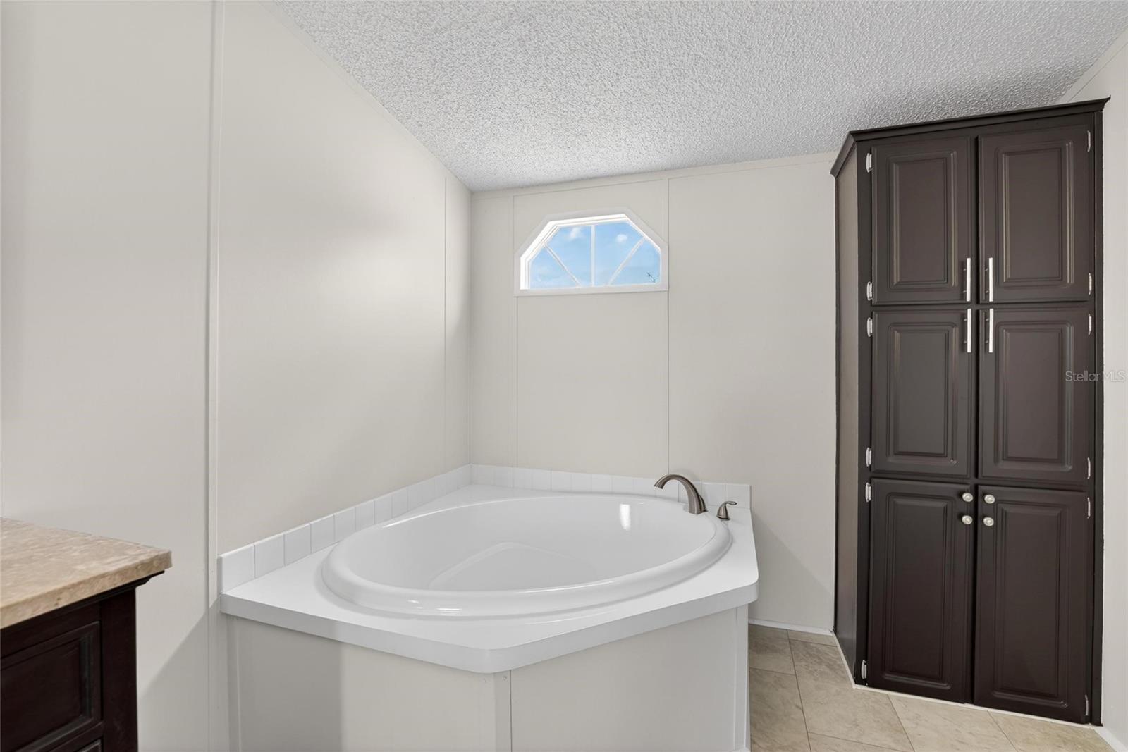 Image 28 of 67 For 9150 Wood Terrace Drive