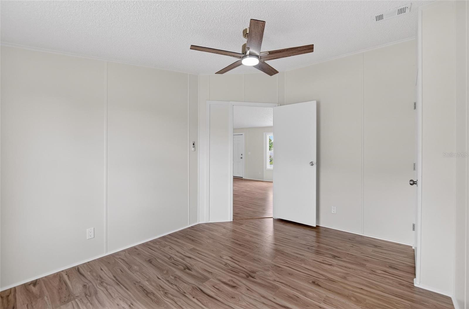 Image 33 of 67 For 9150 Wood Terrace Drive