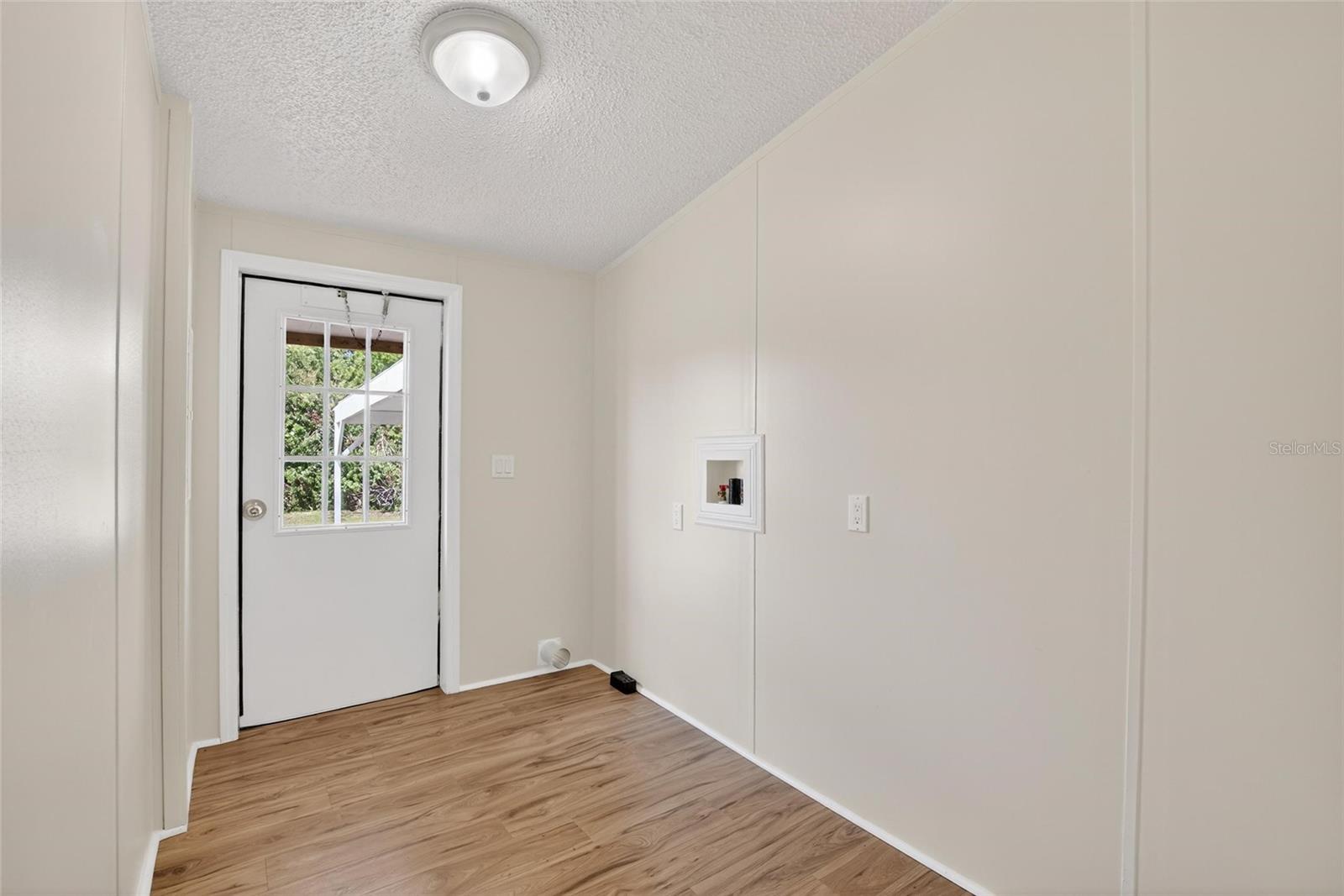 Image 35 of 67 For 9150 Wood Terrace Drive