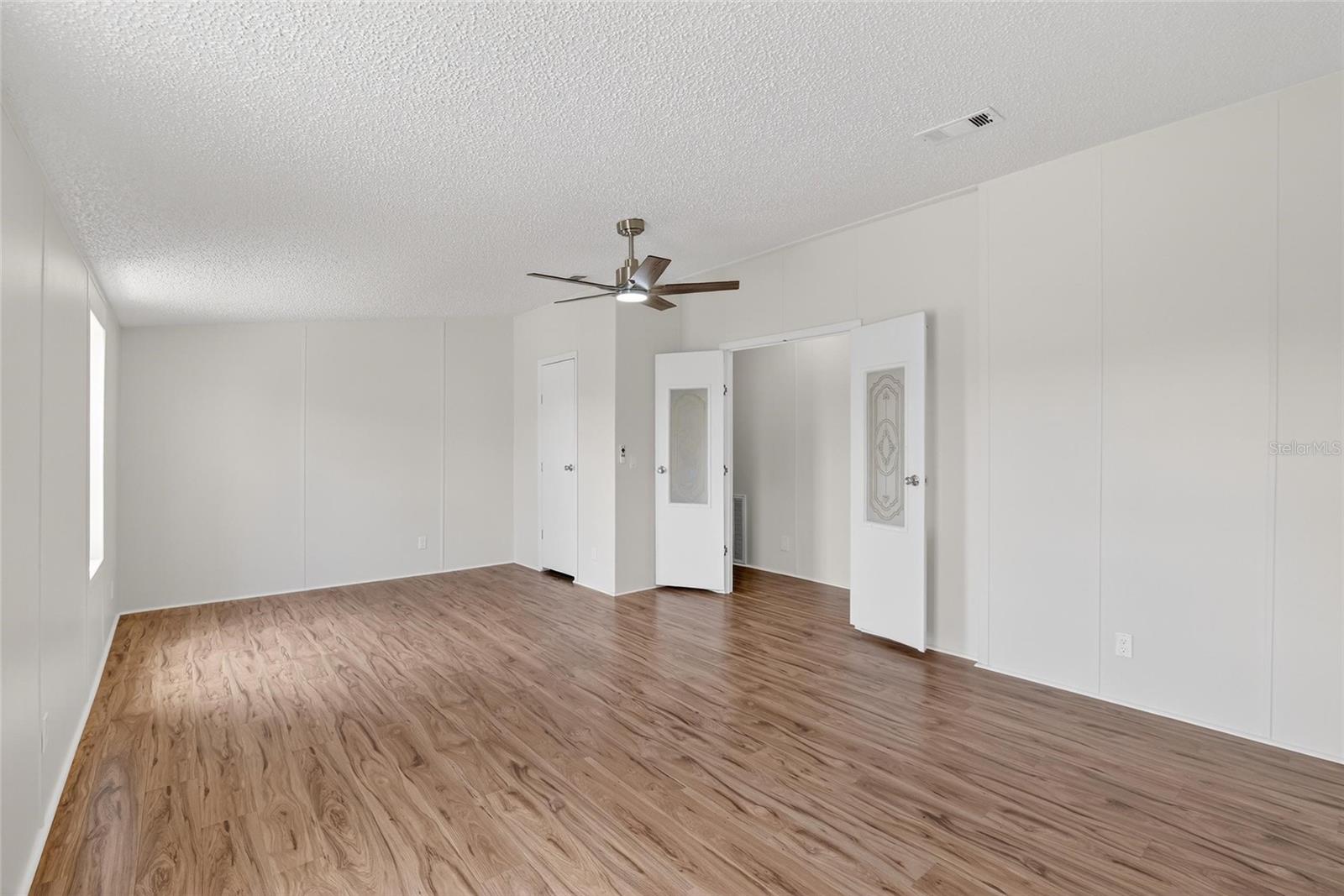 Image 39 of 67 For 9150 Wood Terrace Drive