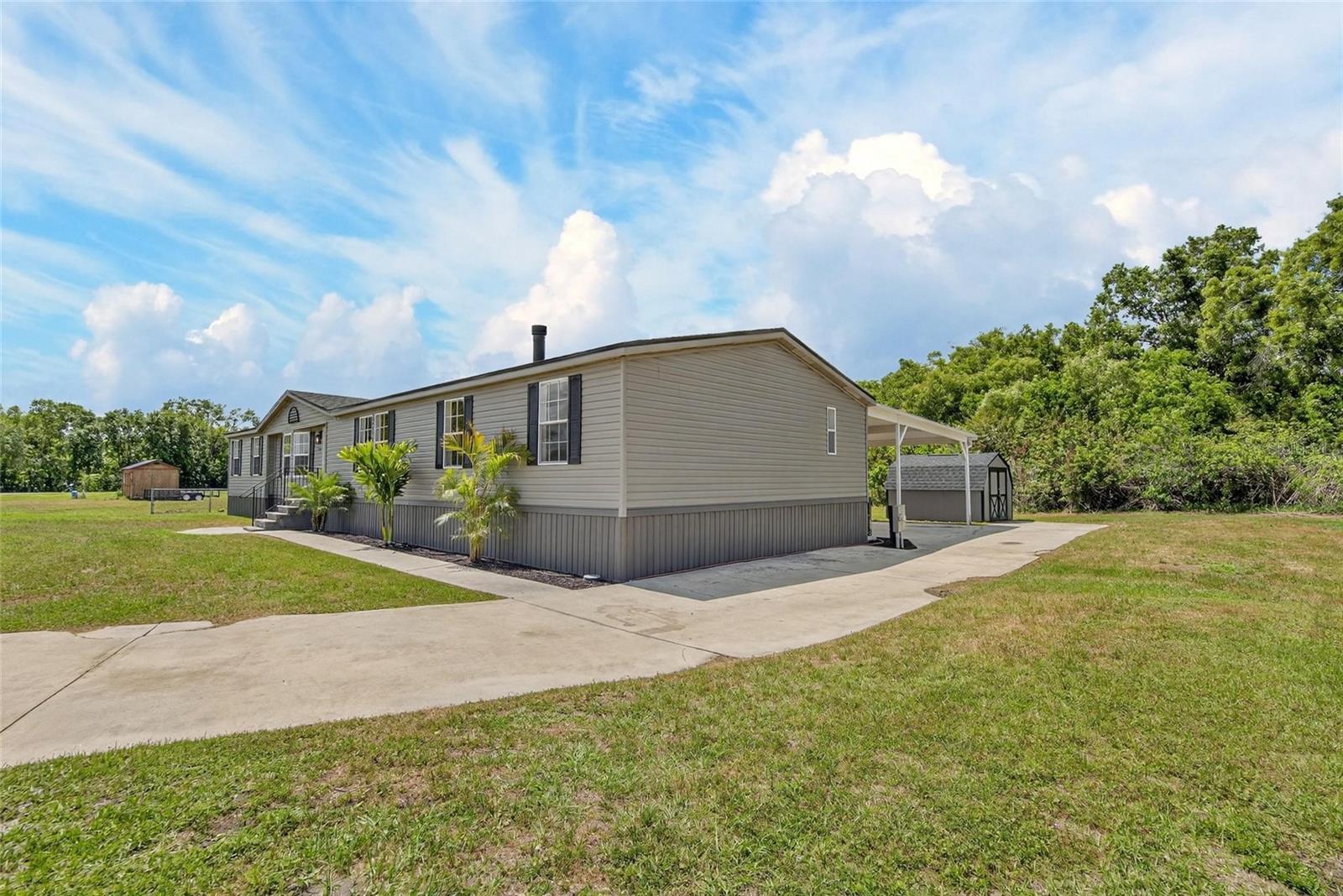 Image 4 of 67 For 9150 Wood Terrace Drive