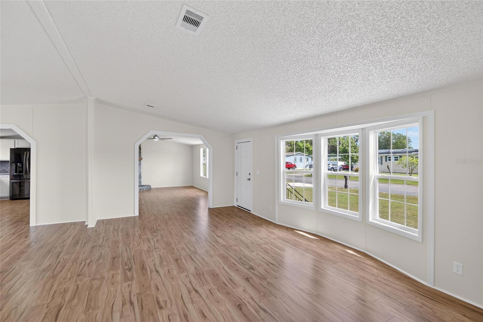 Image 9 of 67 For 9150 Wood Terrace Drive