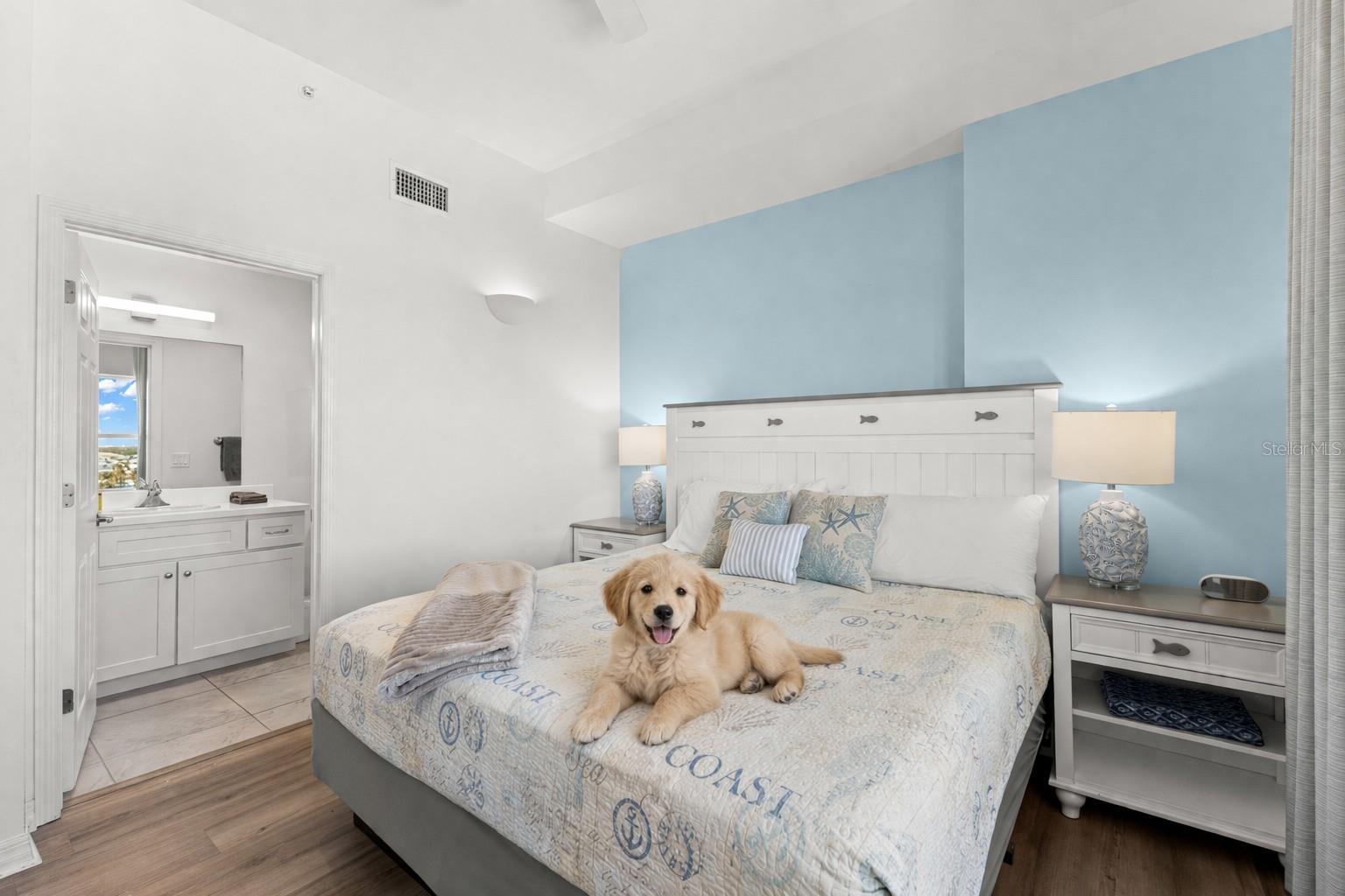 Listing photo id 18 for 13101 Gulf Boulevard 1605