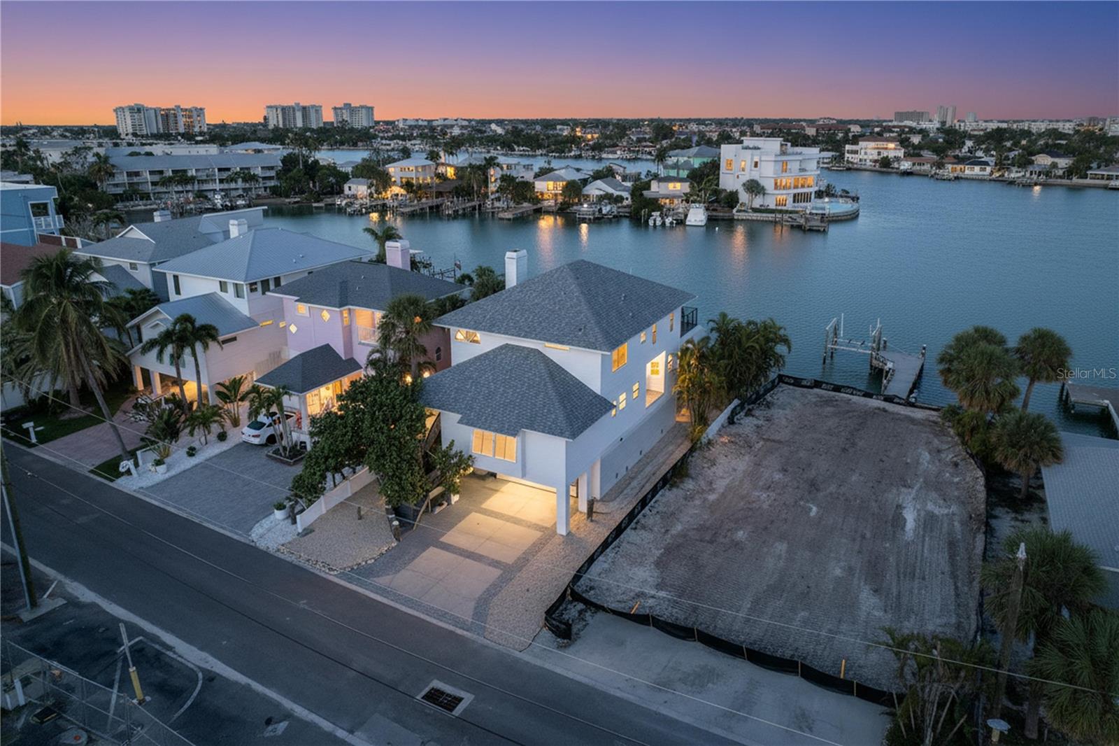 Image 51 of 58 For 8485 Blind Pass Drive