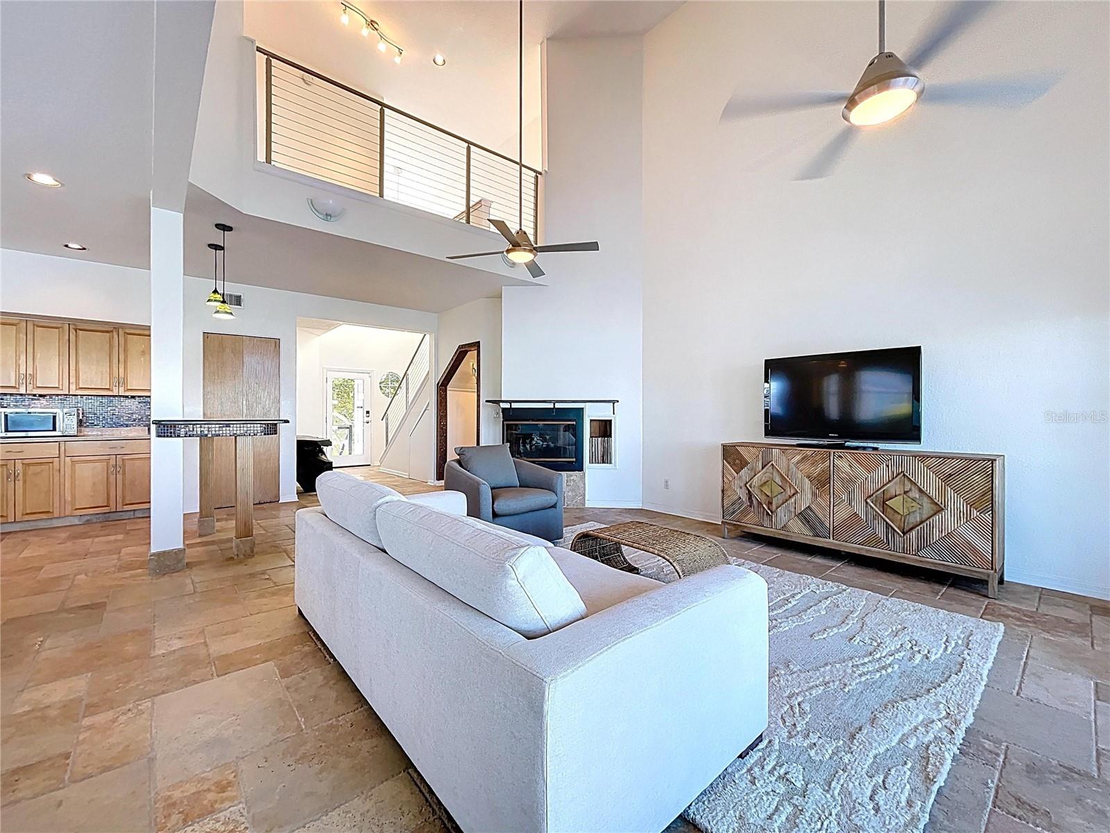 Image 8 of 58 For 8485 Blind Pass Drive