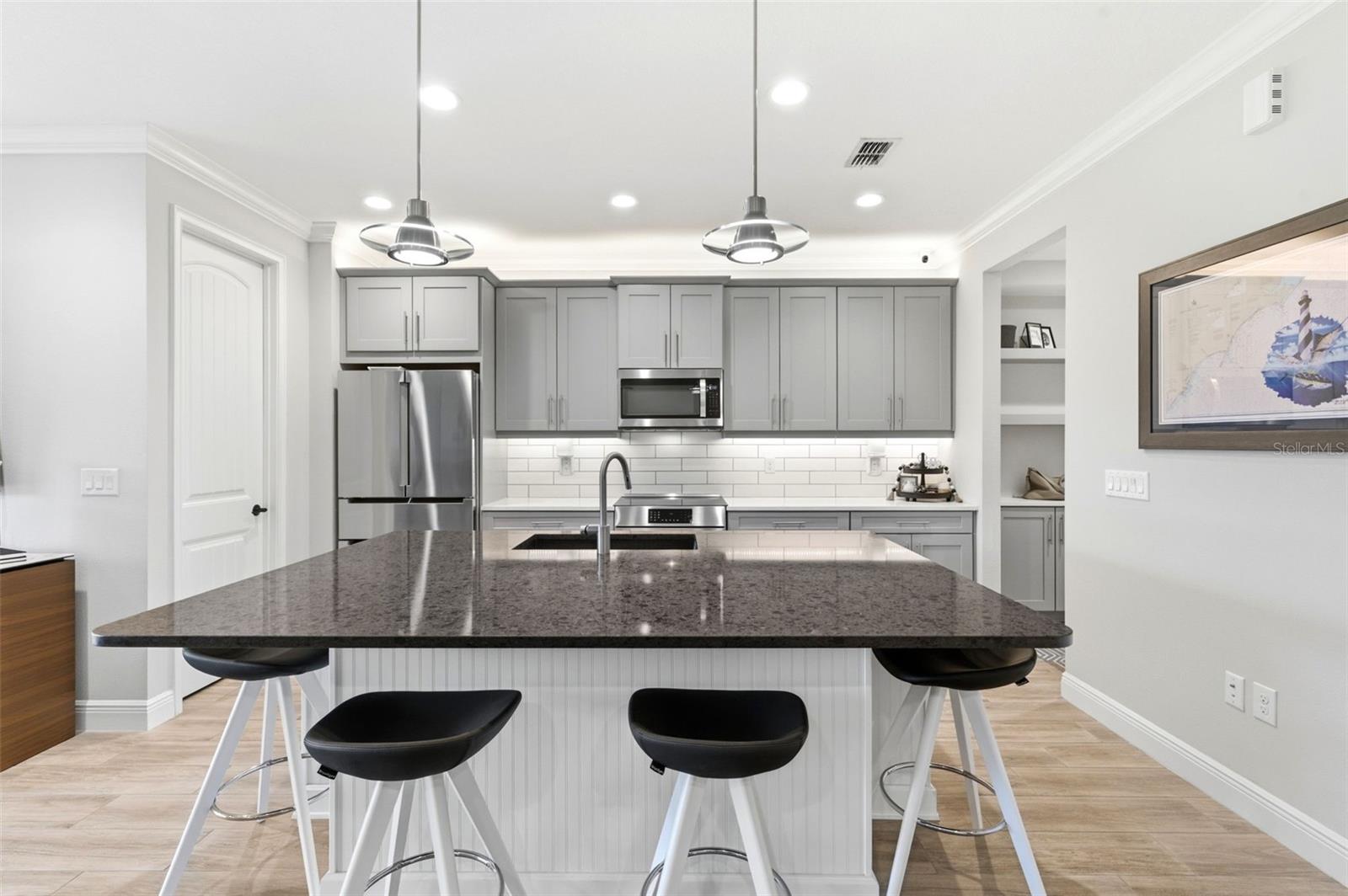 Image 12 of 51 For 1004 Mango Court