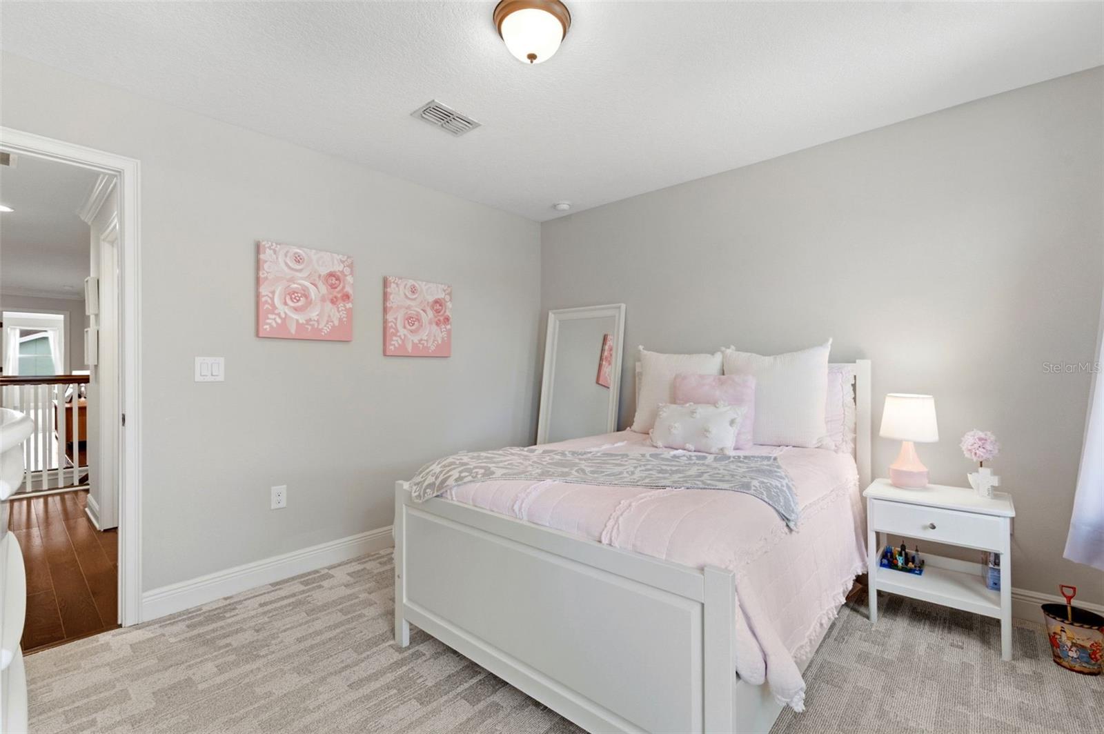 Image 23 of 51 For 1004 Mango Court