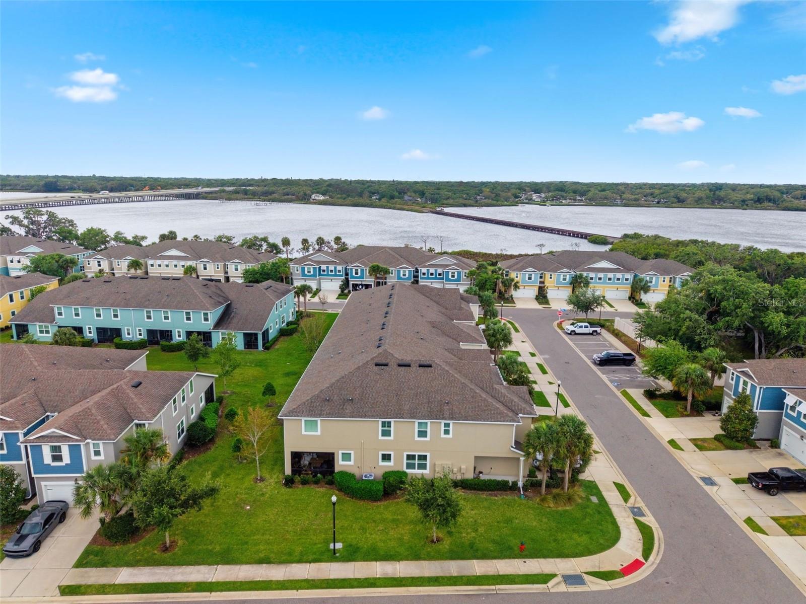 Image 41 of 51 For 1004 Mango Court