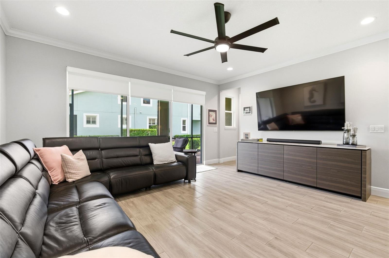 Image 6 of 51 For 1004 Mango Court