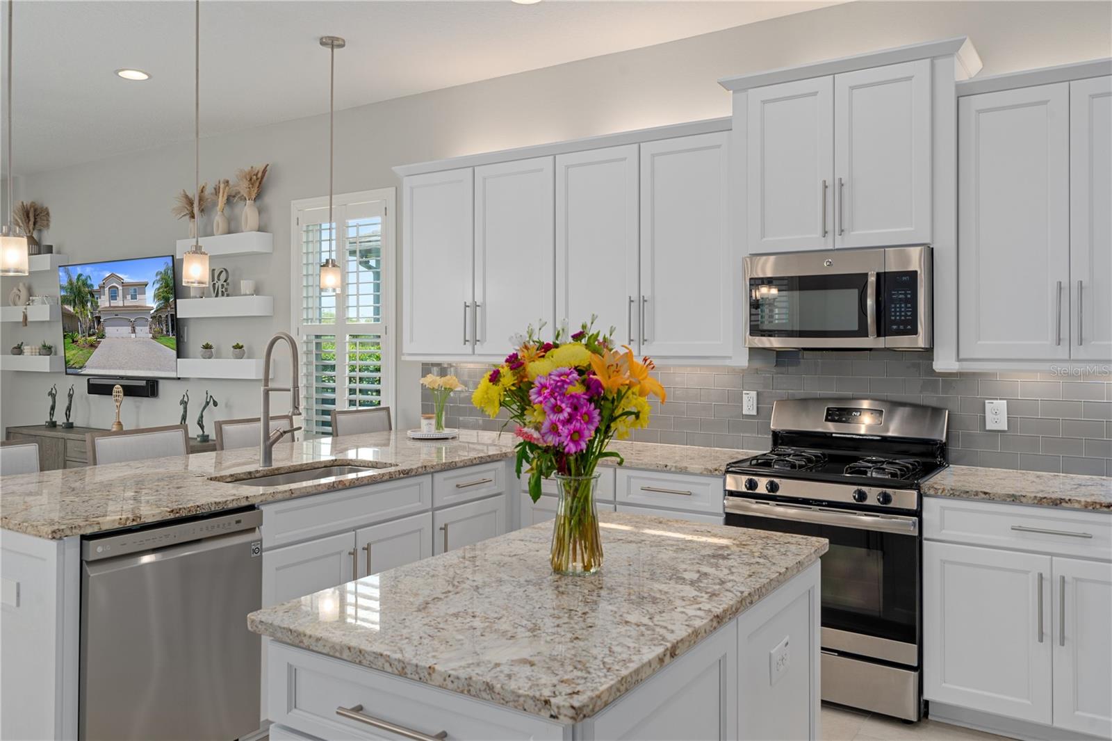 Image 23 of 97 For 30351 Tristania Court