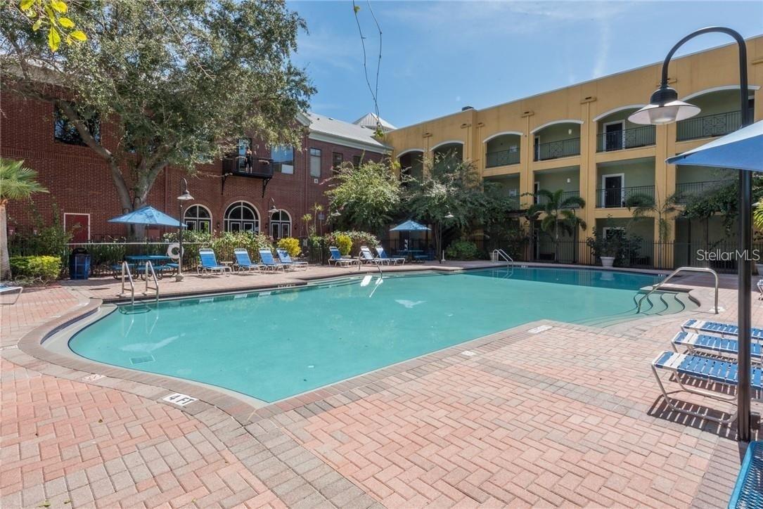 Image 24 of 27 For 1910 Palm Avenue 11222