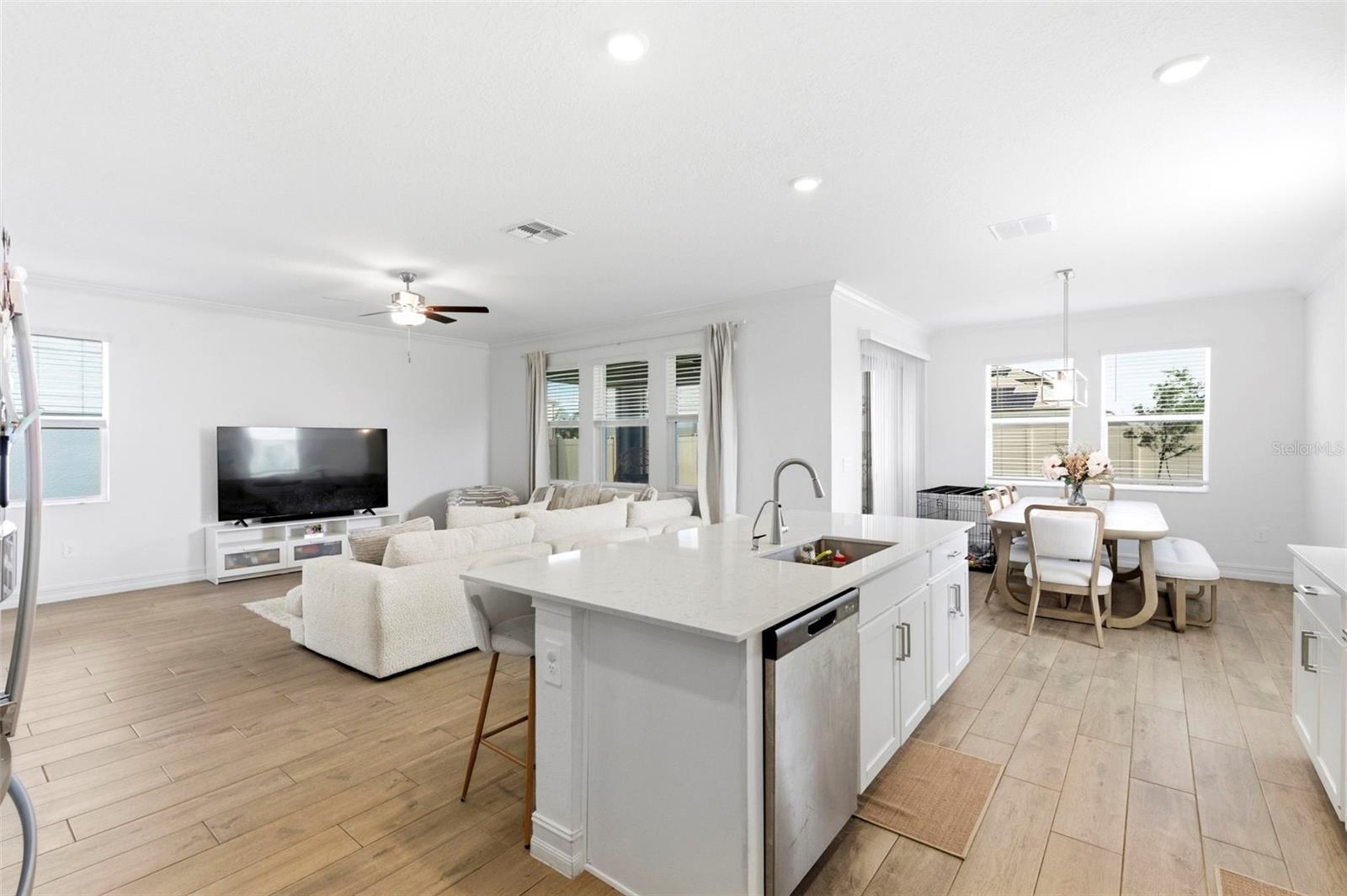 Image 17 of 79 For 11509 72nd Place E