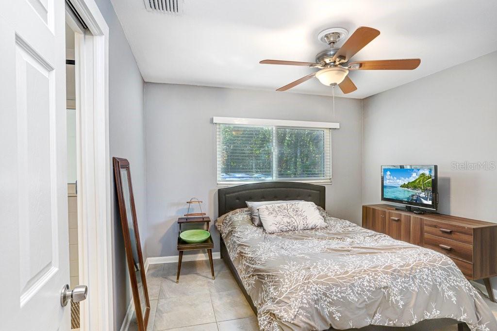 Image 17 of 31 For 6703 River Boulevard